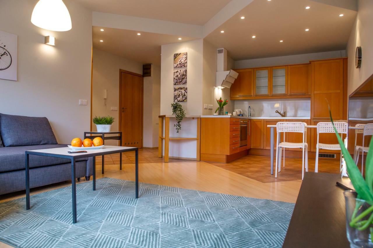Apartament New Praga Near To Metro, Free Parking วอร์ซอ ภายนอก รูปภาพ